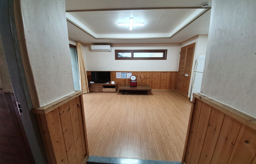 고산자연휴양림 숲속의집 211호 내부