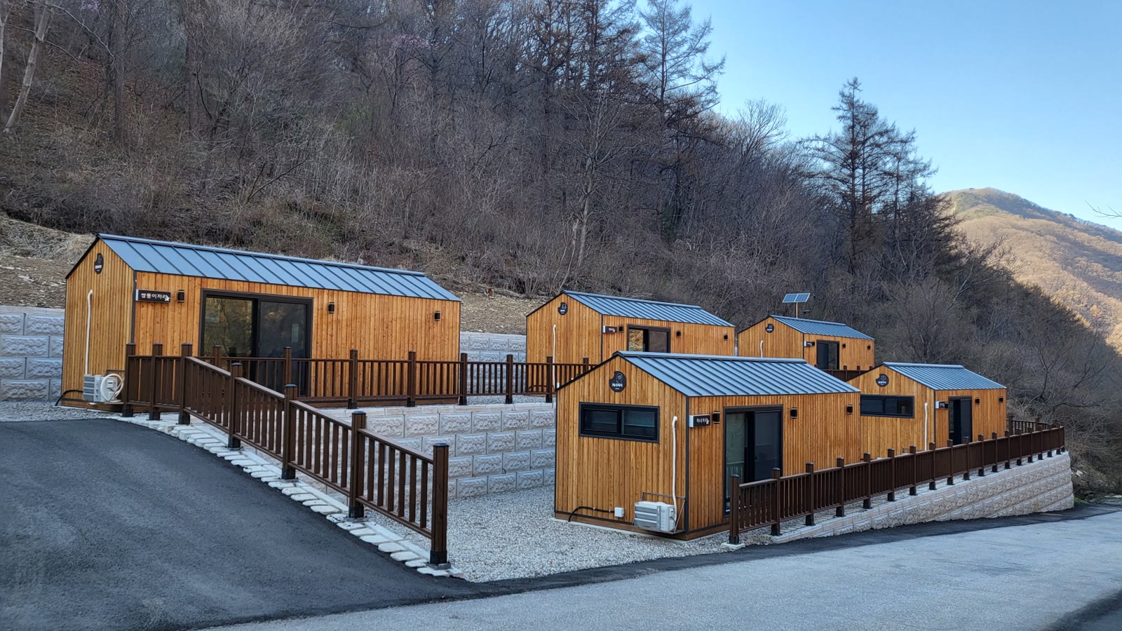 중미산자연휴양림 2026 리뷰: 새 캐빈·야영데크, 어떤 자리가 좋을까